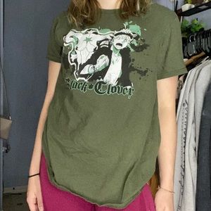 Anime t-shirt (Black Clover)